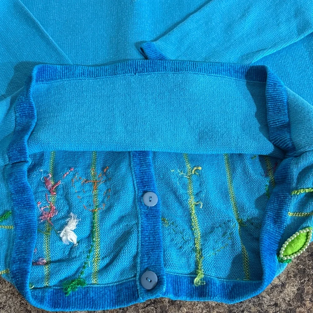 Vintage The Quaker Factory Blue Hand Embroidered Beaded Flowers Bunny Cardigan L - Picture 12 of 16